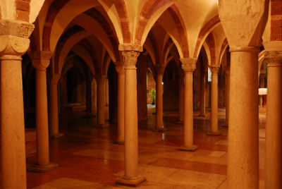 cripta abbazia di nonatola